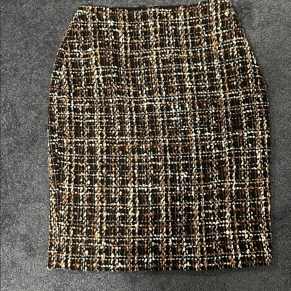 Talbots Elegant Black, Brown, Beige, Silver Plaid Pencil Skirt, size 6